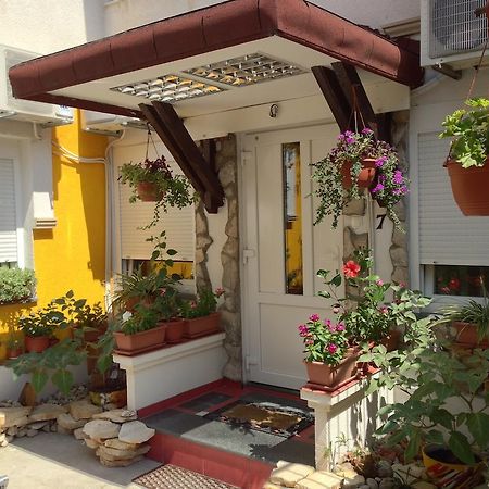 Guesthouse 7Even モスタル エクステリア 写真